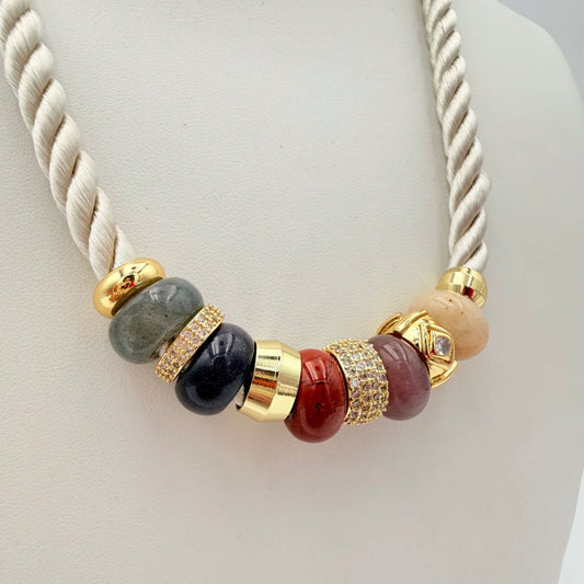 Cream Party Necklace