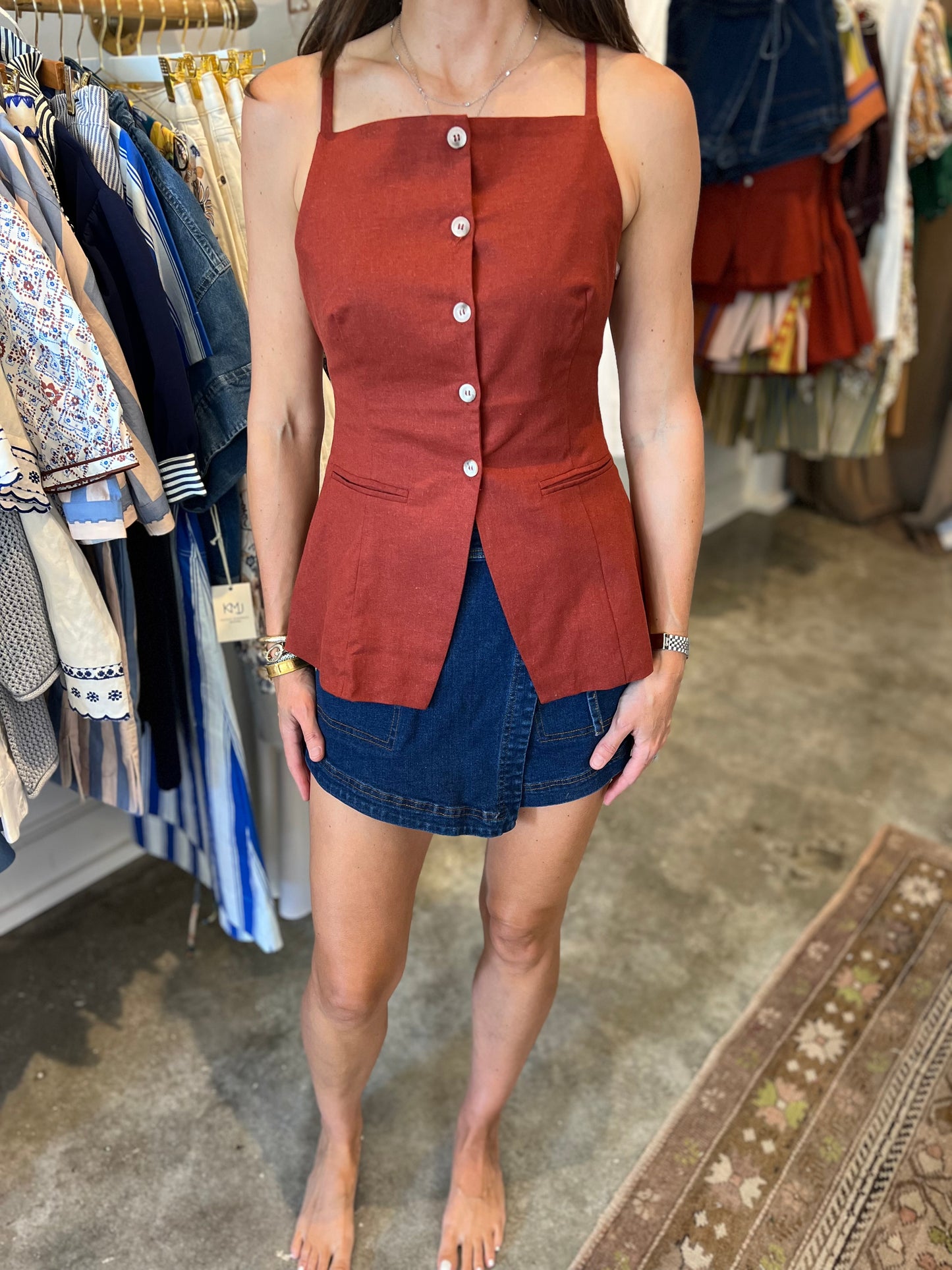 SQUARE VEST TOP