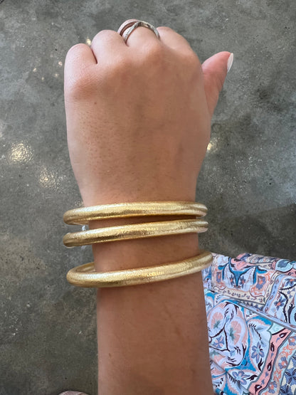 S/M Gold Bangle