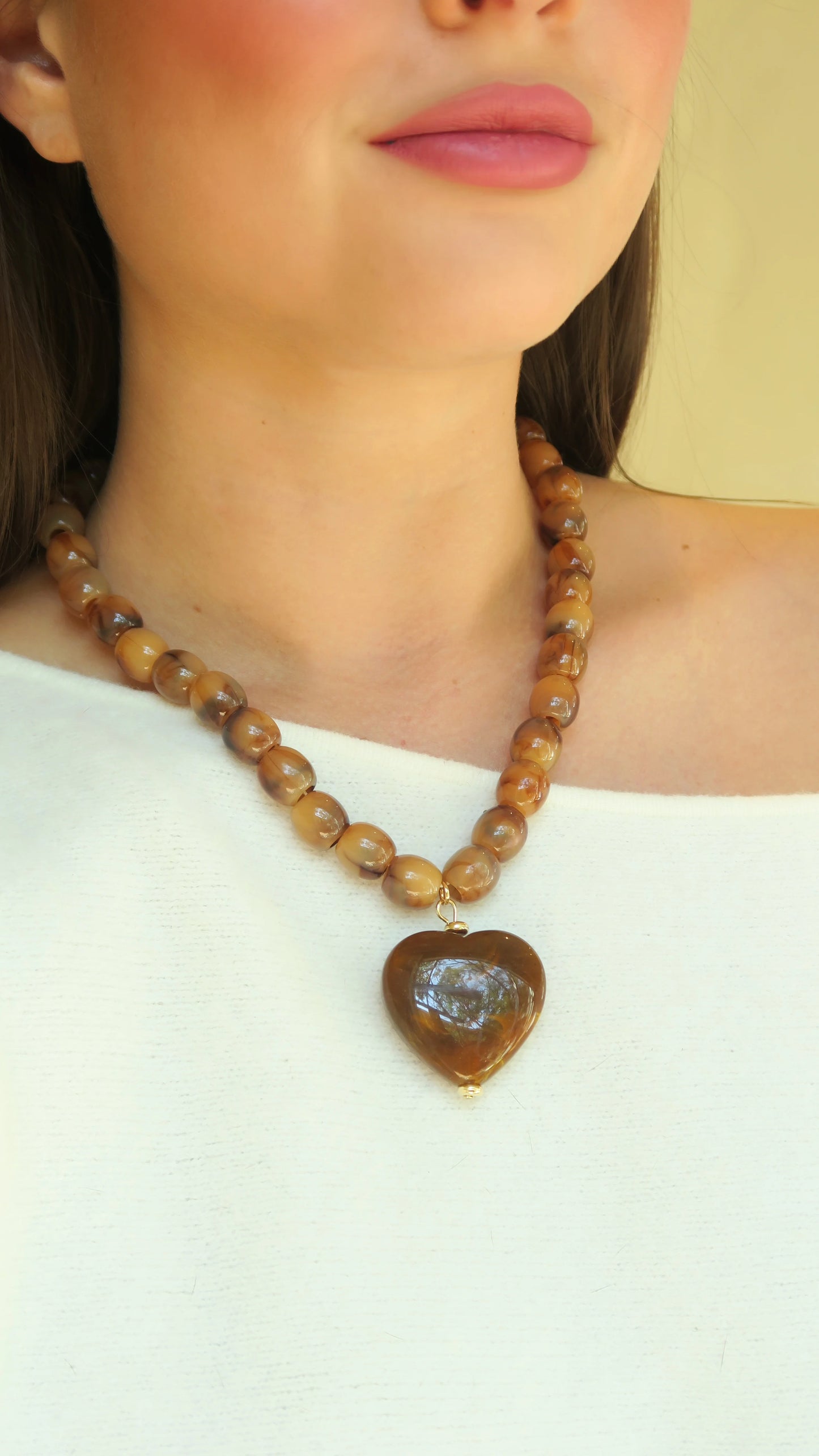 Amour Brown Necklace