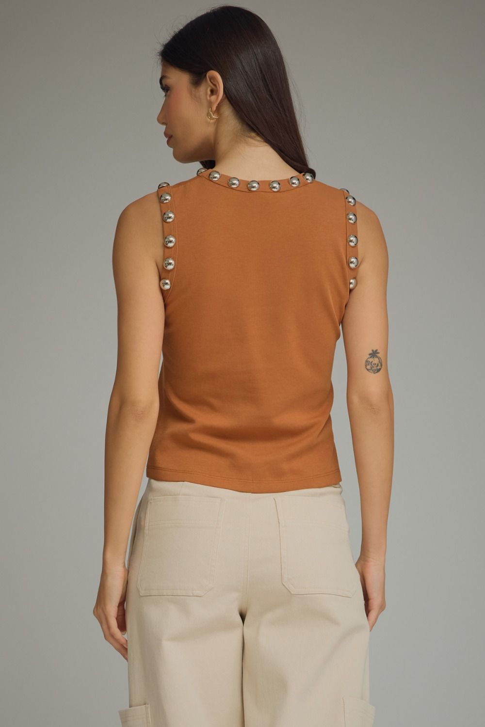 Camel Stud Tank